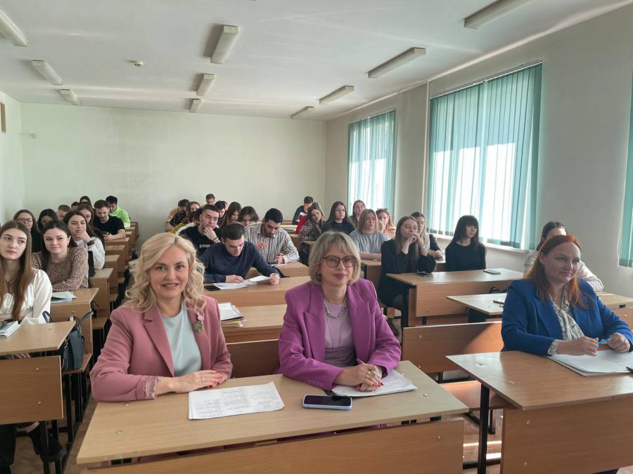 Президент Нотариальной палаты Амурской области приняла участие в научно-практической конференции в Амурском госуниверситете.
